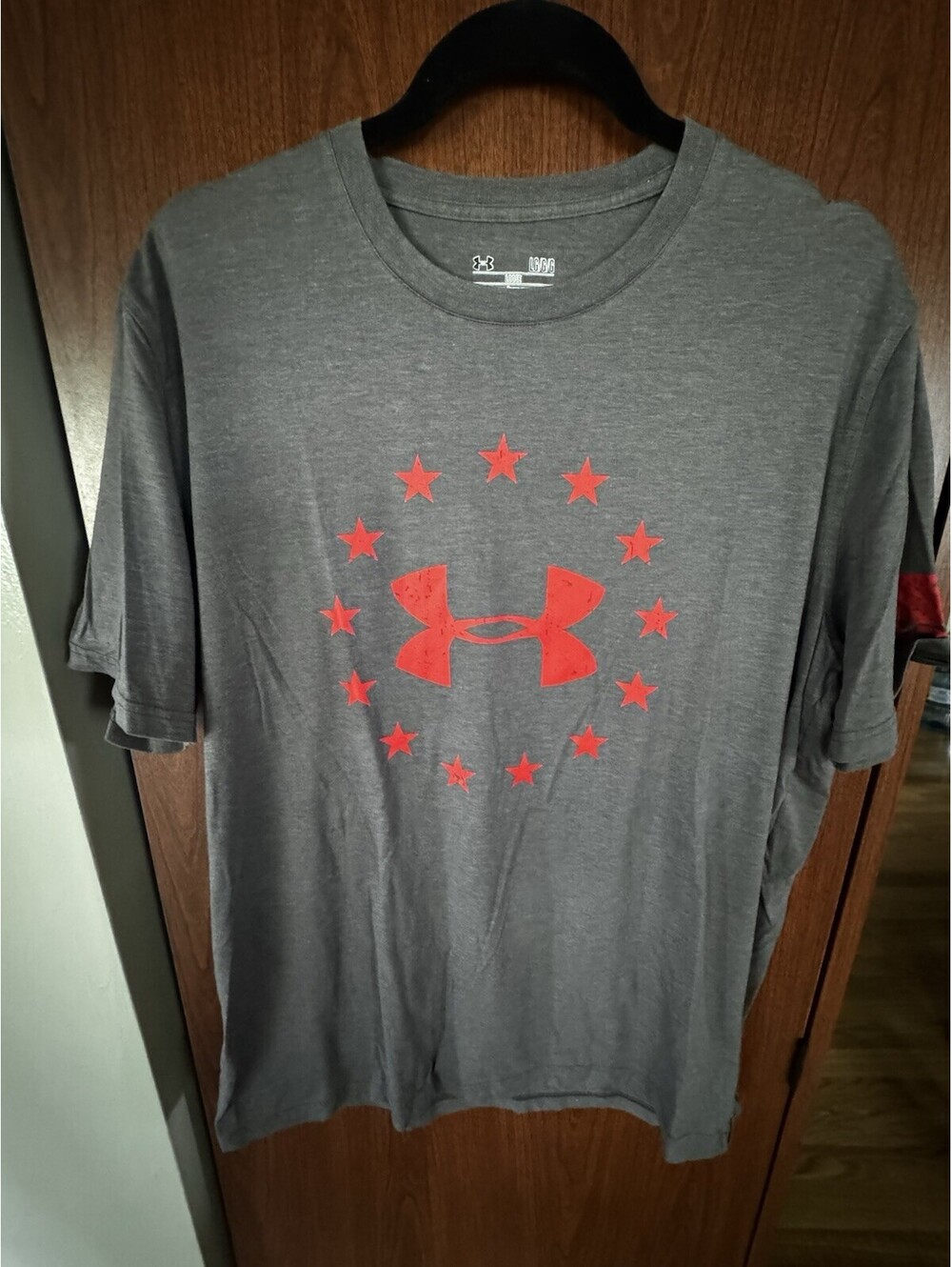 Under Armour HeatGear Mens Large Gray USA Flag Graphic T Shirt Loose Fit